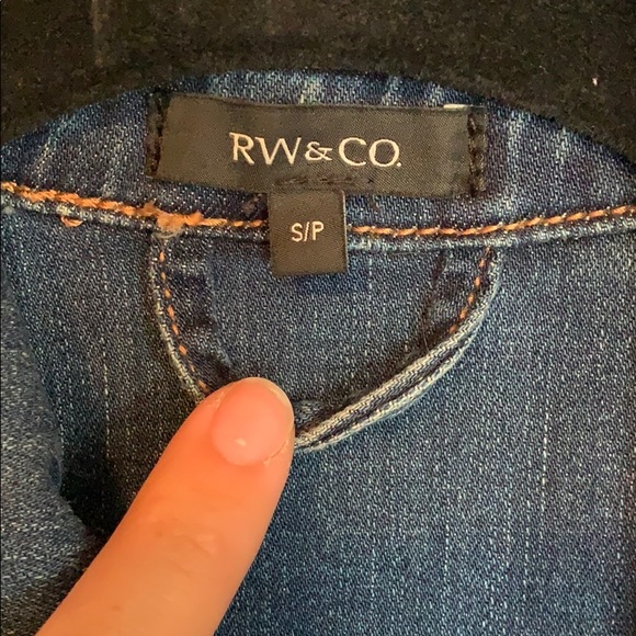 Denim jacket - Picture 2 of 4